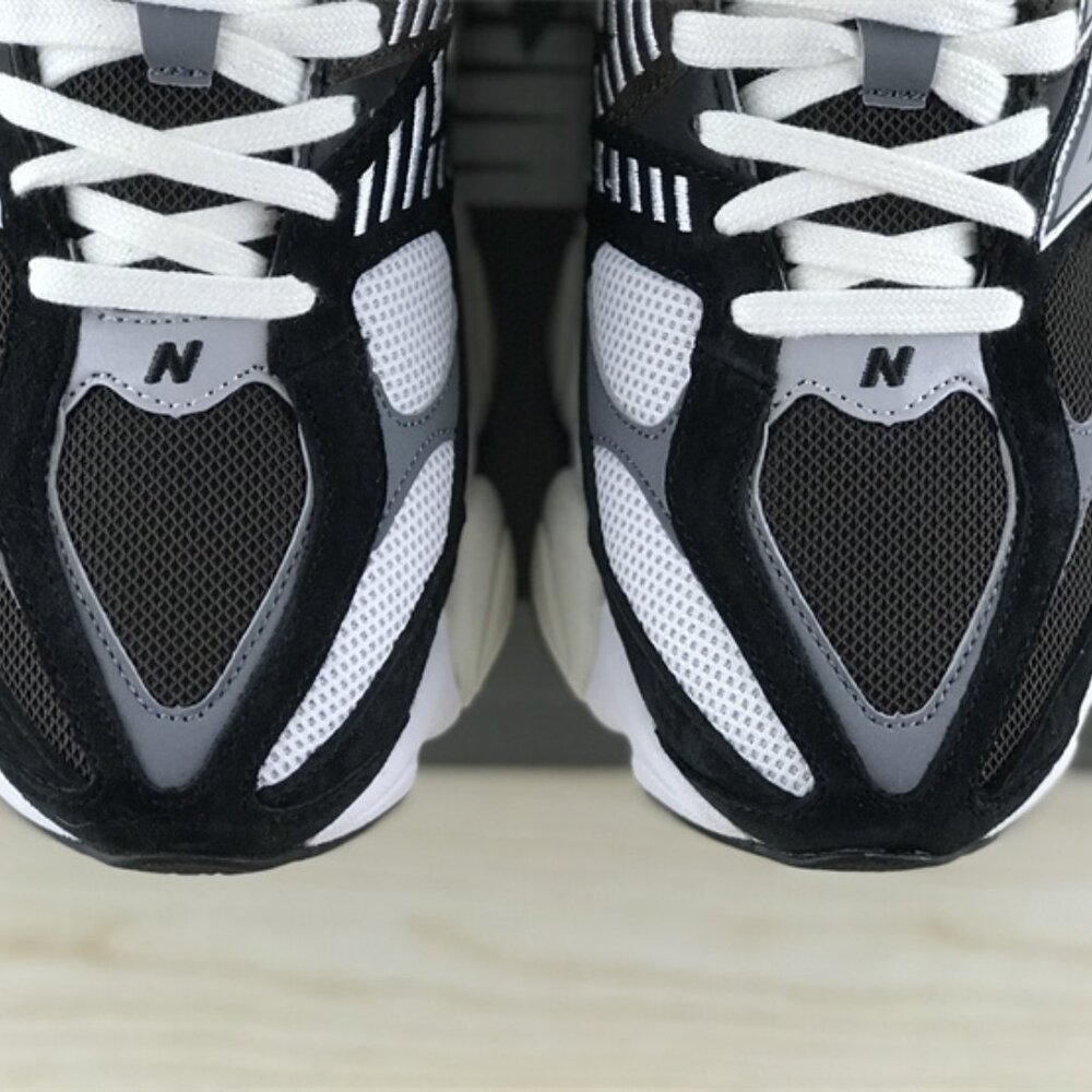 New Balance 9060 Black and Blue Men's Sneakers - Picture 5 of 15